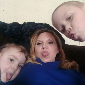 Meet your Posher, Angela